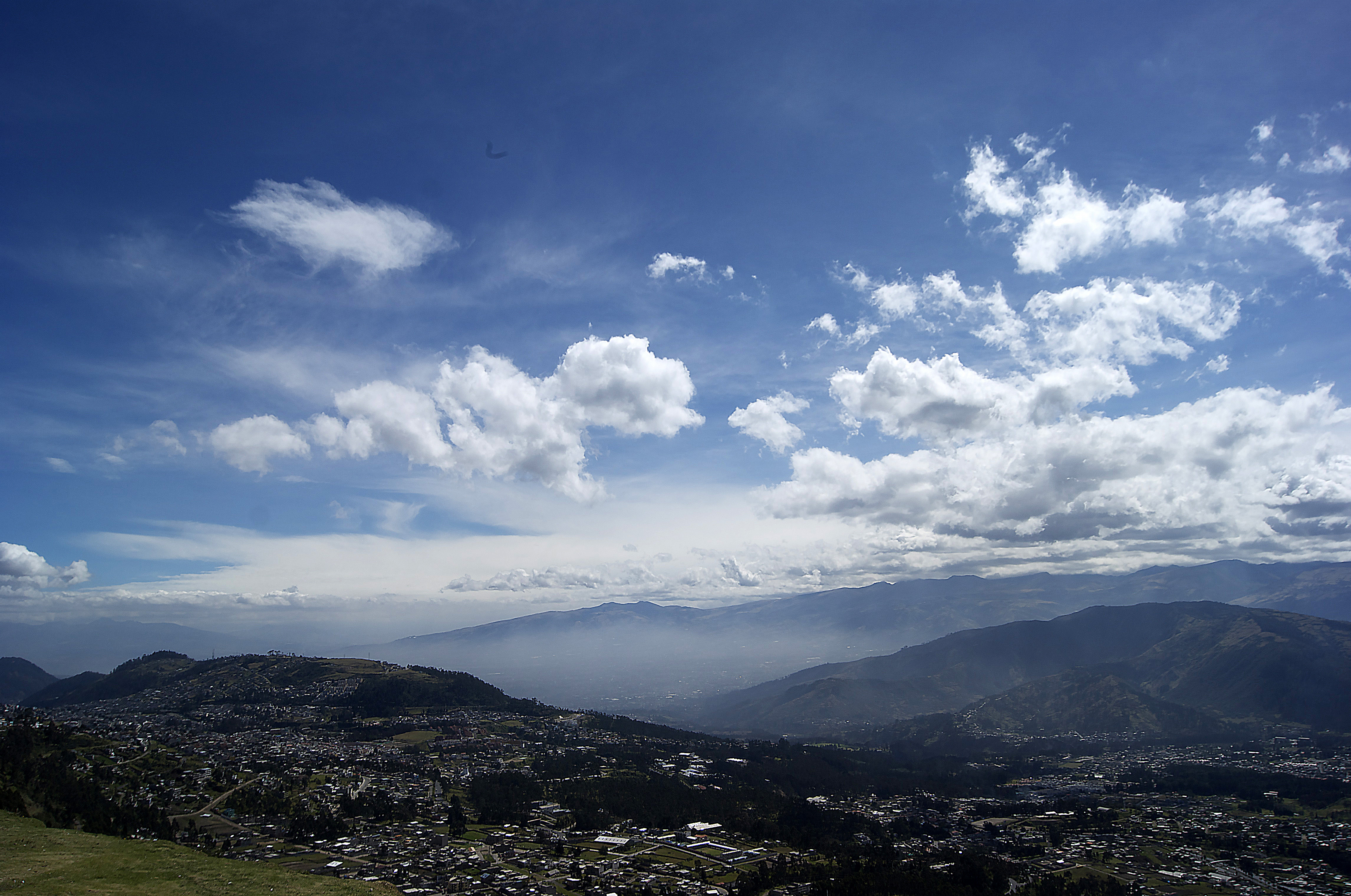 A work by Does - Quito equador skyline 1