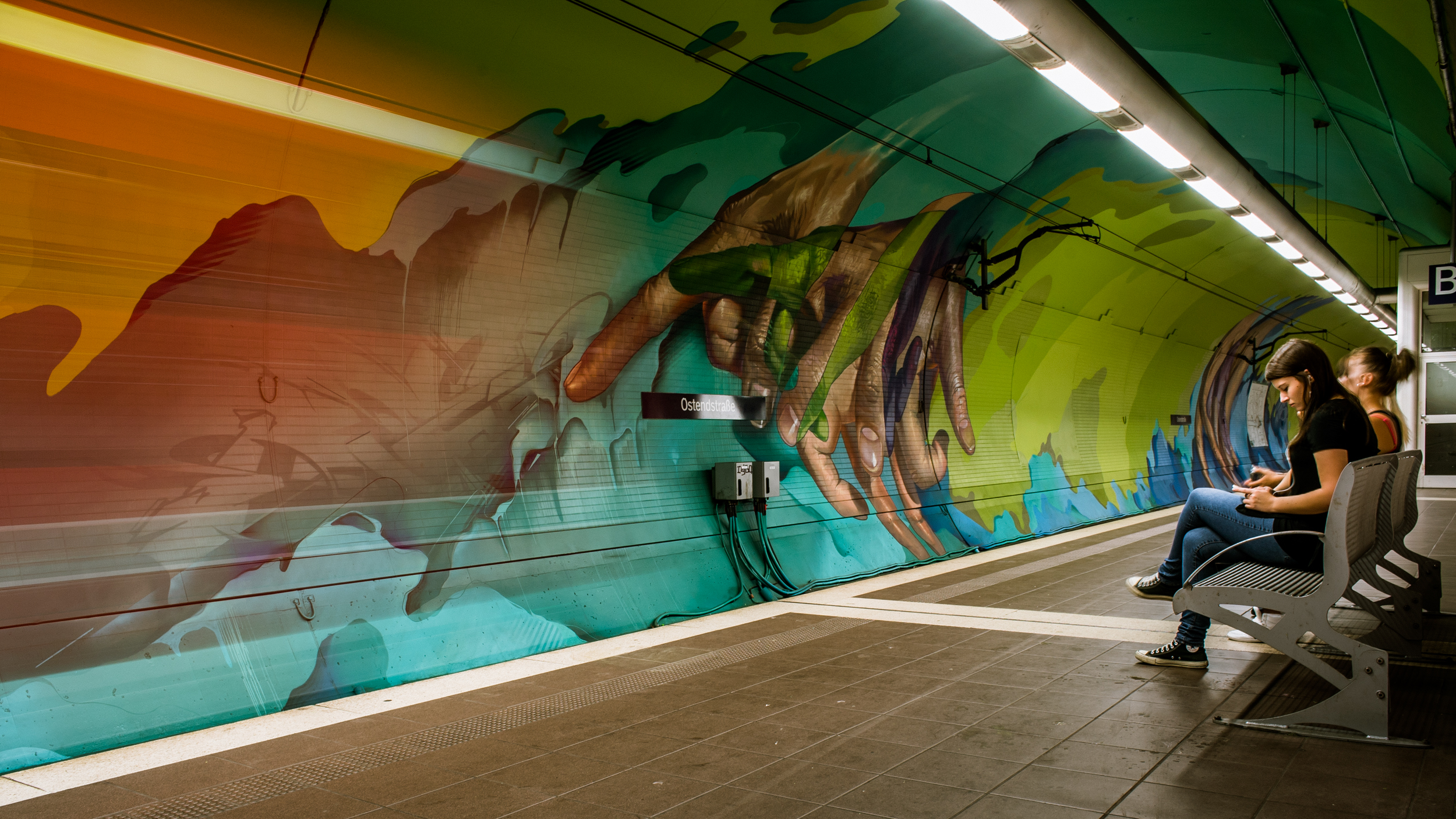 A work by Does - Ostendstrasse frankfurt germany tunnel 22